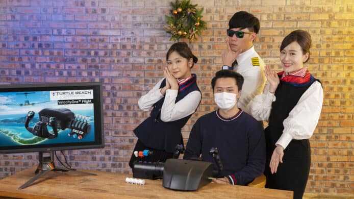 【unwire TV】【實試】全能飛行模擬控制器試玩 民航機師講解 + 記者挑戰降落