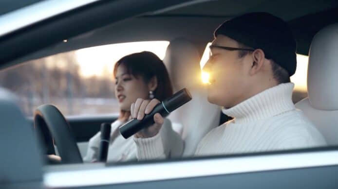 Tesla 推車內唱 K 神器　中國市場限定發售
