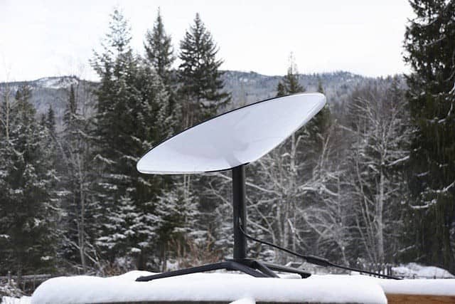 Starlink 天線寒冬變「貓窩」  內置融雪模式表面能發熱