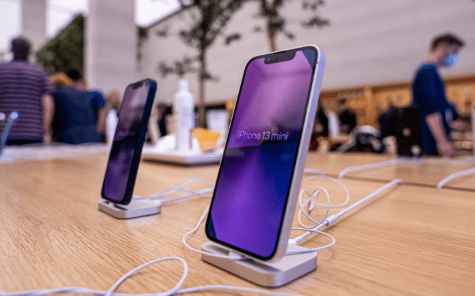 香港假 iPhone 到美國換 AppleCare   中國籍男子被判監禁 26 個月