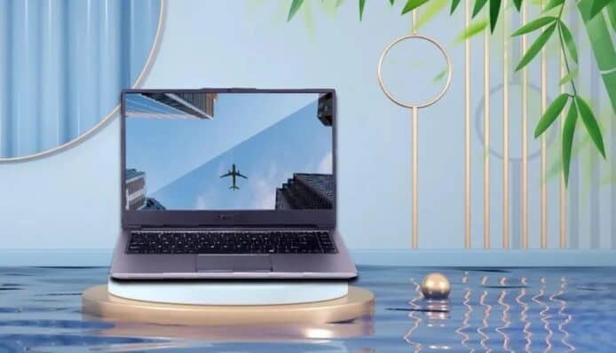 同方筆電採用龍芯處理器   搭配國產系統標榜 14 秒開機