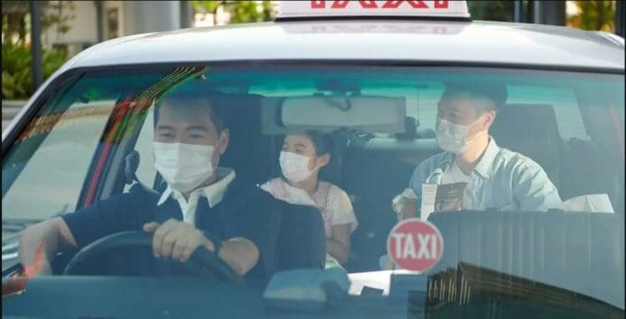 Uber 香港加收燃料附加費    的士、電動車亦包括在內