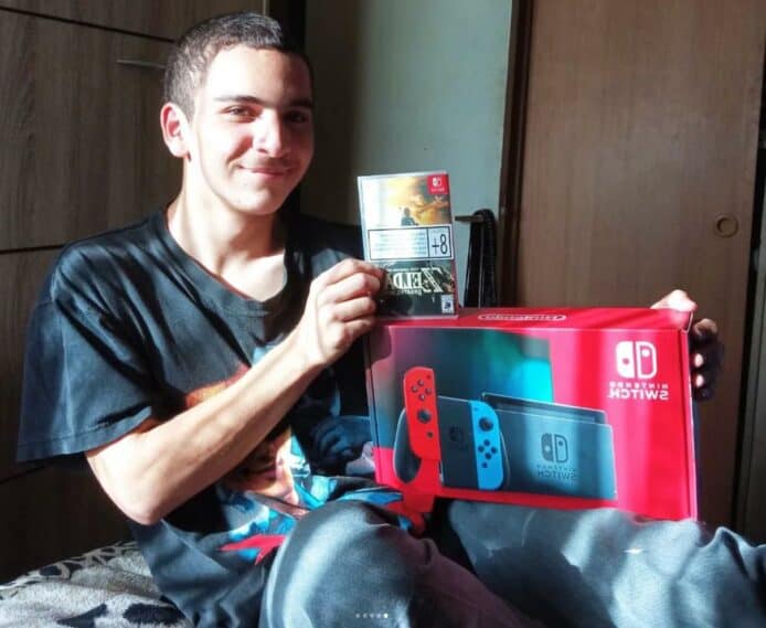 智利少年拾 495 kg 汽水罐轉售賺錢     終買到 Switch 圓打機夢