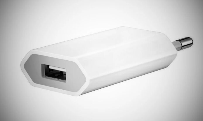 巴西判Apple不提供充電器違法   須向用戶賠償8500元