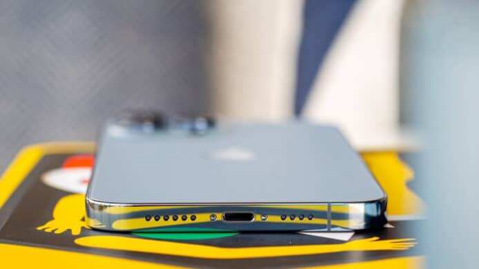 iPhone 測試改用 USB-C   彭博：最快 2023 年成事