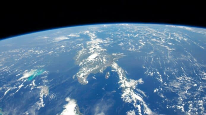 Sony 成立宇宙光通訊公司　用光通訊取代電波