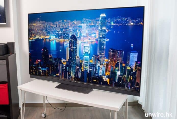 【實試】TCL 8K Mini LED 電視開箱   極強色彩、解像度表現 + ONKYO震撼低音喇叭