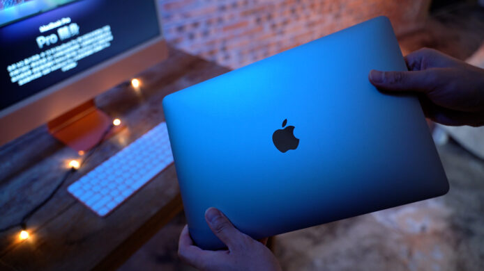 M2 但得 8GB RAM 是否夠用 ? 用低配 M2 MBP 工作實試