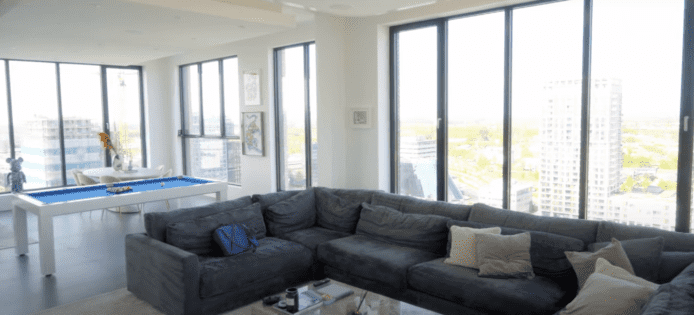 YouTuber 買現實版 GTA5 豪宅    750 萬美元 + 奢華室內設計