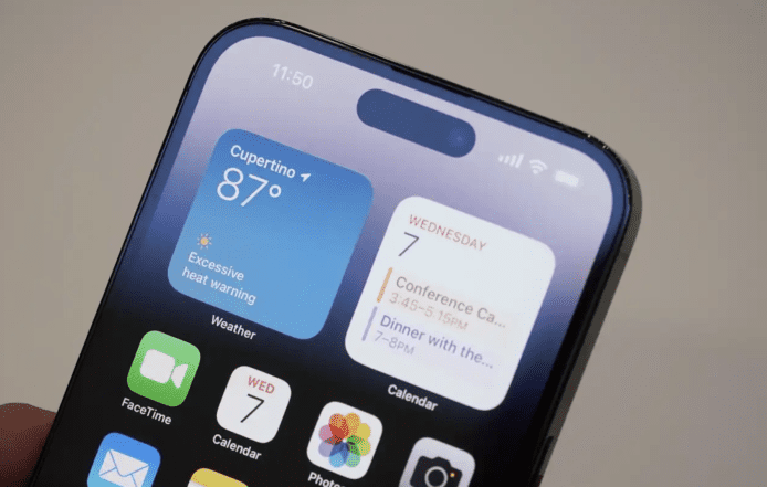 iOS 16.1 Beta 動態島更易睇     深色模式增淺灰邊框