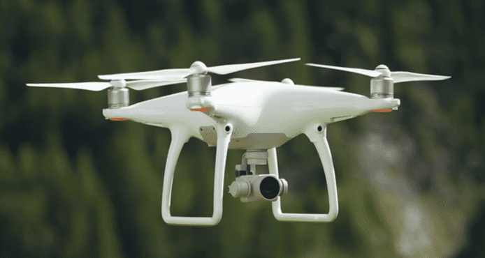 中環無人機墜毀存 20 條不雅影片     26歲男被捕涉偷拍酒店