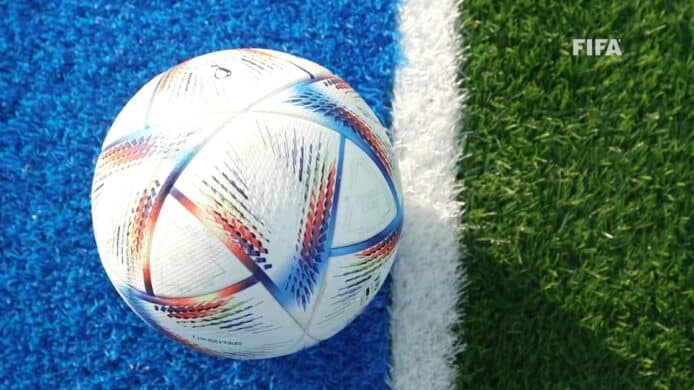 網民製作日本致勝球 MEME 圖    日本國旗加上一條黑直線