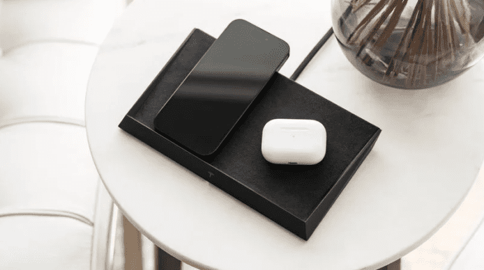 Tesla 手機無線充電板   同時為 3 部智能電話、耳機充電