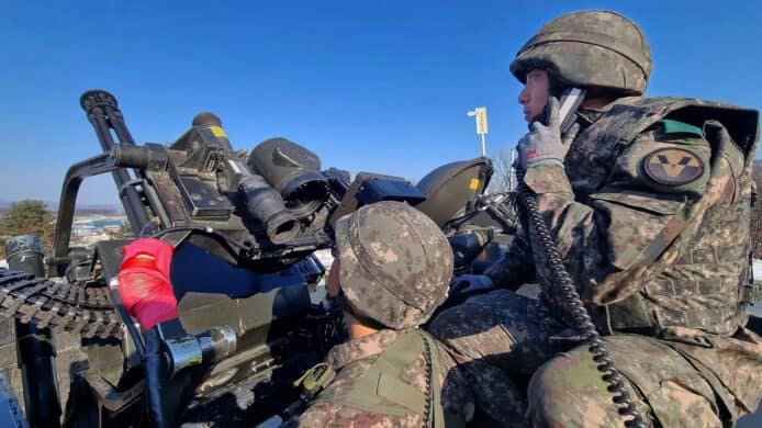 北韓無人機接近南韓總統府禁區   發射過百發未能攔截，空軍輕攻擊機反墜毀