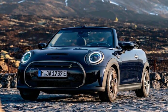 BMW 推首款電動開篷車   限量生產 999 部