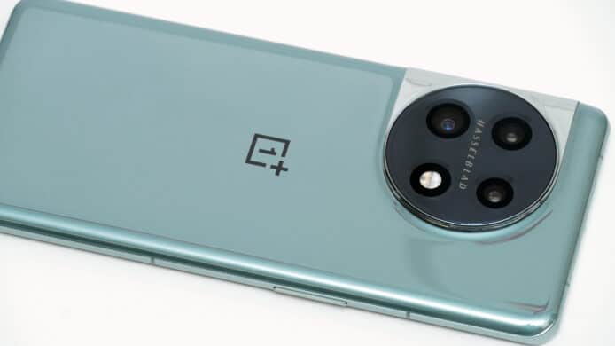 【評測】OnePlus 11 國水　外形　手感　「哈蘇」相機　屏幕　效能開箱評測