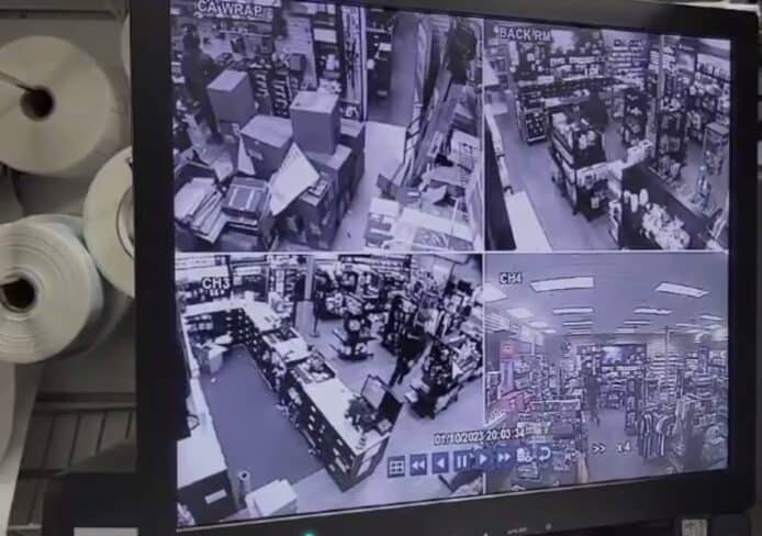 美國遊戲店被搶 10 部 PS5   損失 4 萬元經理被炒