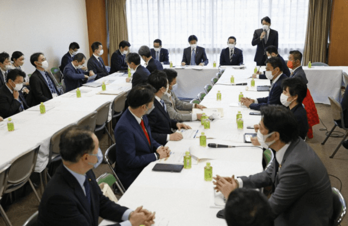 日本准許放寬以武器擊落飛行物    允許對入侵空氣球開火