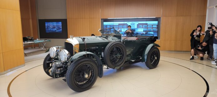 BENTLEY Blower 9 號傳奇賽車抵港   全球限量 12 部 + 3D掃瞄製作部件