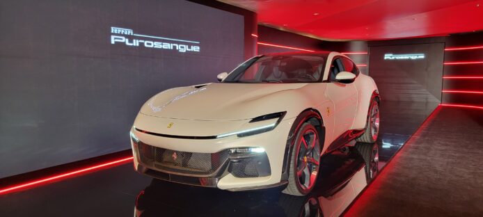 法拉利全新跨界車型 Purosangue 抵港    搭載自然吸氣 V12 引擎 + 獨特對開式車門