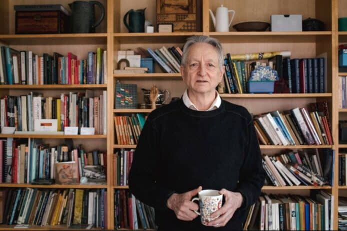 Geoffrey Hinton AI 教父高調退出 Google    「後悔研發 AI 威脅人類」