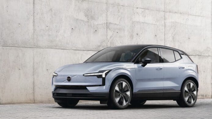 Volvo 全新電動車 EX30 旨力降低碳排放＋料 2025 年推出