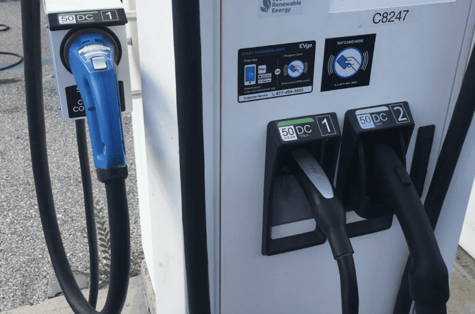 Tesla NACS 接口成美國標準   未來將更廣泛於美國充電站普及