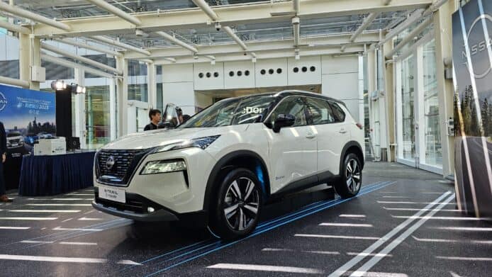 Nissan X-Trail e-POWER 抵港 旗艦 5+2  SUV + 加速反應如電動車