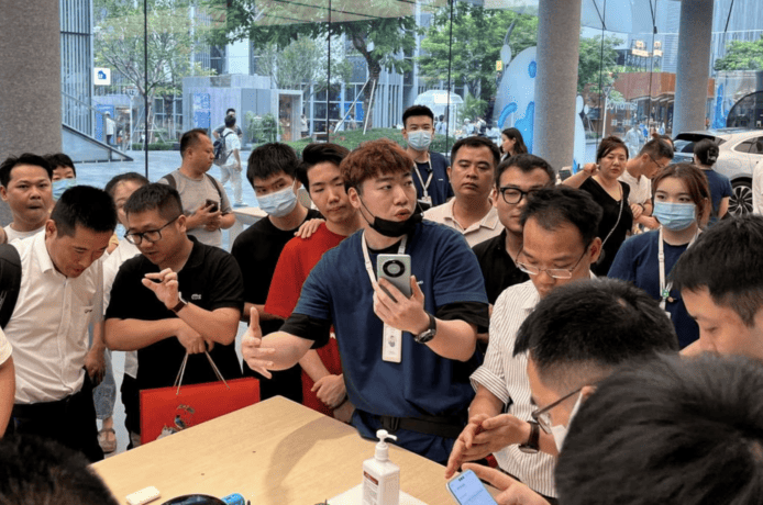 路透：華為突破美國封鎖   Mate60 使用中芯 7nm 先進製程晶片