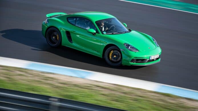 J.D. Power 報告指電動車問題多　美國最可靠車款為 Porsche 718