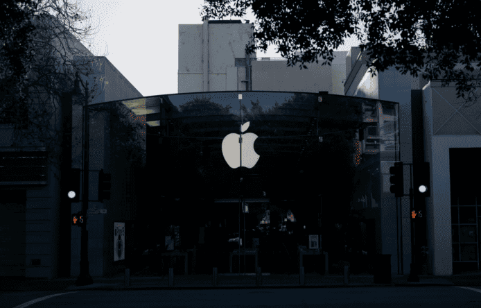 外媒：Apple 曾想收購 Tesla   無駕駛座設計用 Siri 操控車輛