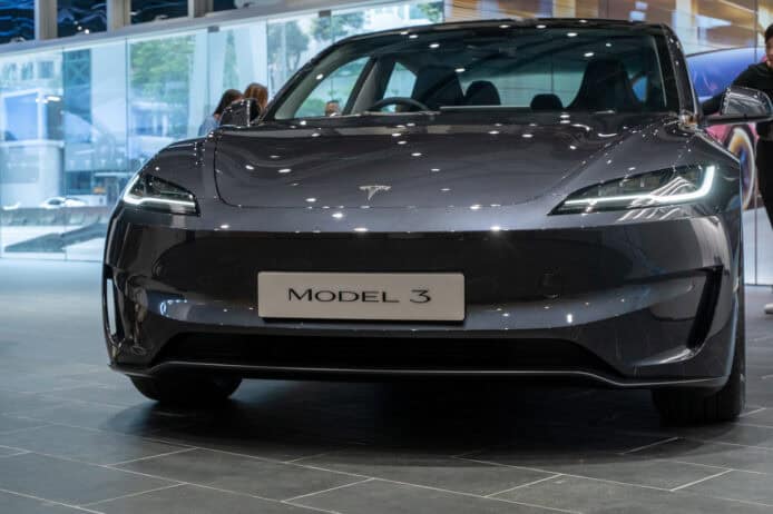 Tesla Model 3 Performance