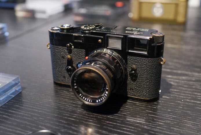 Leica 相機拍賣香港預覽會   近距離觀賞價值逾 1,500 萬元拍賣品