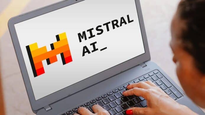Mistral 推全新 AI 模型 Codestral　旗下首個編程專用模型