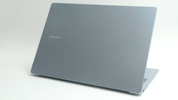 【評測】Samsung Galaxy Book4 Edge 16” 開箱評測 輕薄設計 + 效能可剪片執相 + 可用足一日電量