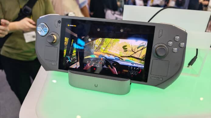 【Computex 2024】ZOTAC ZONE 手提遊戲機　一鍵開關振動感 + 手感不俗