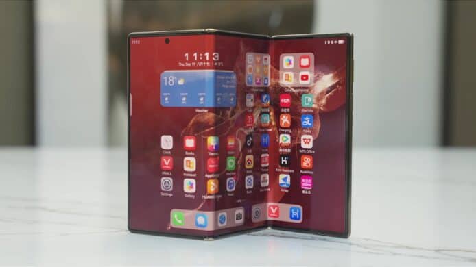 華為 Mate XT 非凡大師