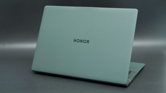 【評測】Honor MagicBook Art 14 開箱評測　機身輕薄手感佳 + 可拆式鏡頭好用 + 屏佔比大顯示出色 + 端子齊全 + 電量中規中矩
