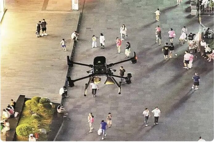 中國深圳無人機執法　專捉車輛過斑馬線不禮讓行人