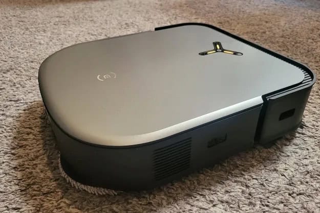 吸塵機械人被駭發癲追趕人與寵物   爆粗辱罵戶主再叫 N 字頭種族歧視言論