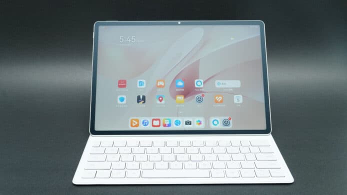 【評測】Huawei MatePad 12 X 開箱評測　淺綠用色清新 + 輕薄設計方便外攜 + PaperMatte 熒幕表現出色 + 電量夠「長氣」 + 體驗佳電子畫板 + 可變身迷你筆電