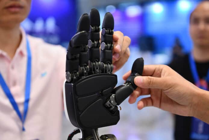 政府將設立創科產業引導基金　斥資 100 億吸引市場資金投資新興產業