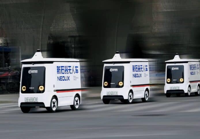 杭州無人快遞車撞問界 M9   警判車主需負主要責任 司機質疑像碰瓷