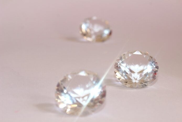 中國研究將鑽石變成儲存媒體　每立方厘米可存放 1.85TB