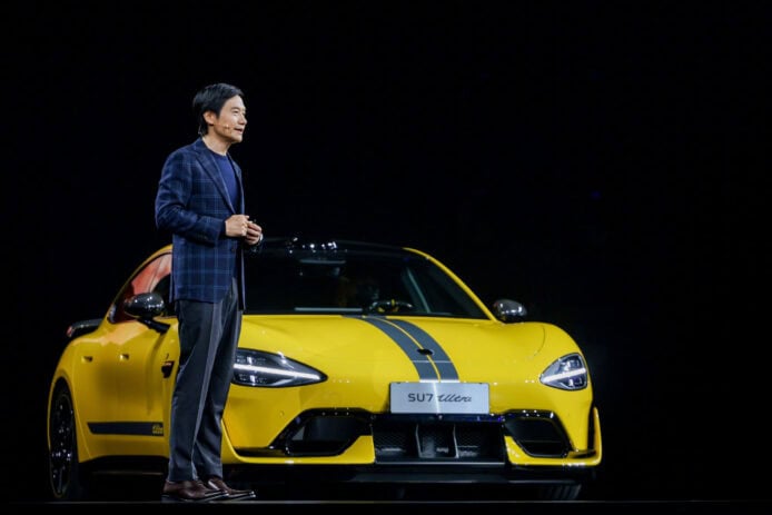 雷軍抖音展示小米智駕技術   千萬人觀看直播被網友舉報違規即封