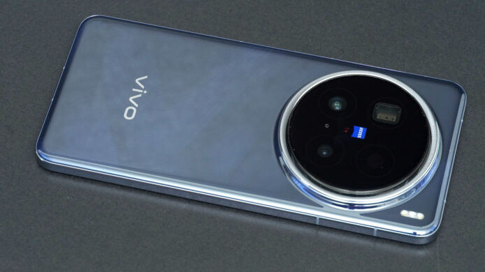 【評測】vivo X200 Pro 港行詳細評測　單手操控體驗一般 + 相機表現理想 + 電量超「長氣」
