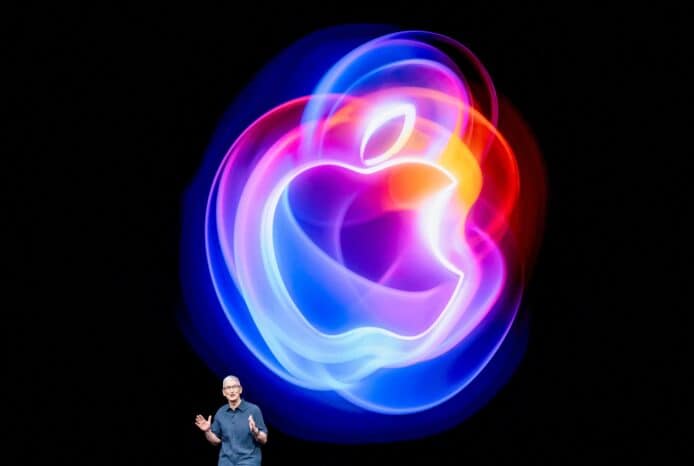 iOS 18.4 全新 AI 功能曝光　Siri 智能提升、支援更多語言