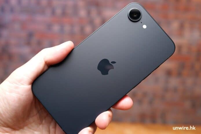 iPhone 16e 評測  解構 SE、mini 舊機用家換新原因