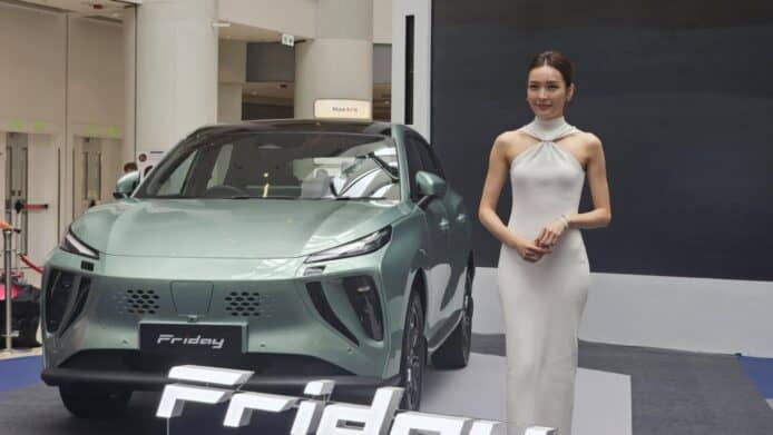 東風 Forthing Friday SUV登陸香港   多項安全配置 + 集舒適度與數碼體驗一身