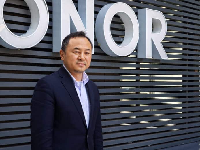 北京直擊！Honor AI 研發「心臟」　5年投入百億美金打造AI生態揭密